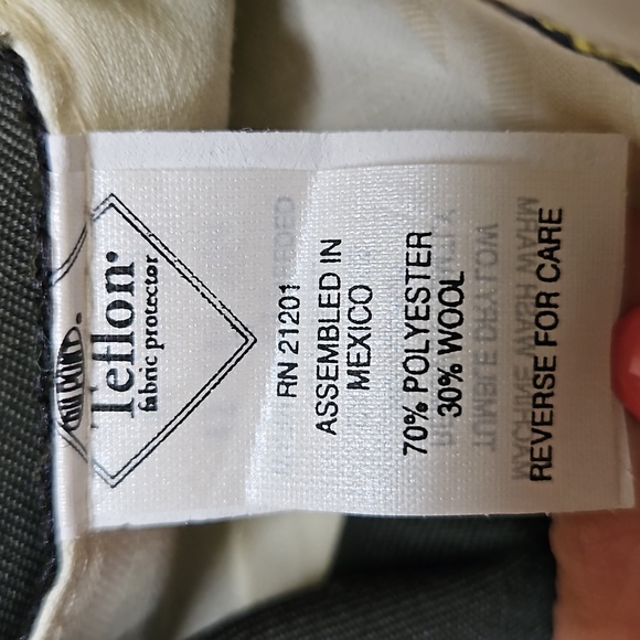 Savane Black Pleated & Cuffed Dress Pants; Size 32/30 - Picture 6 of 8